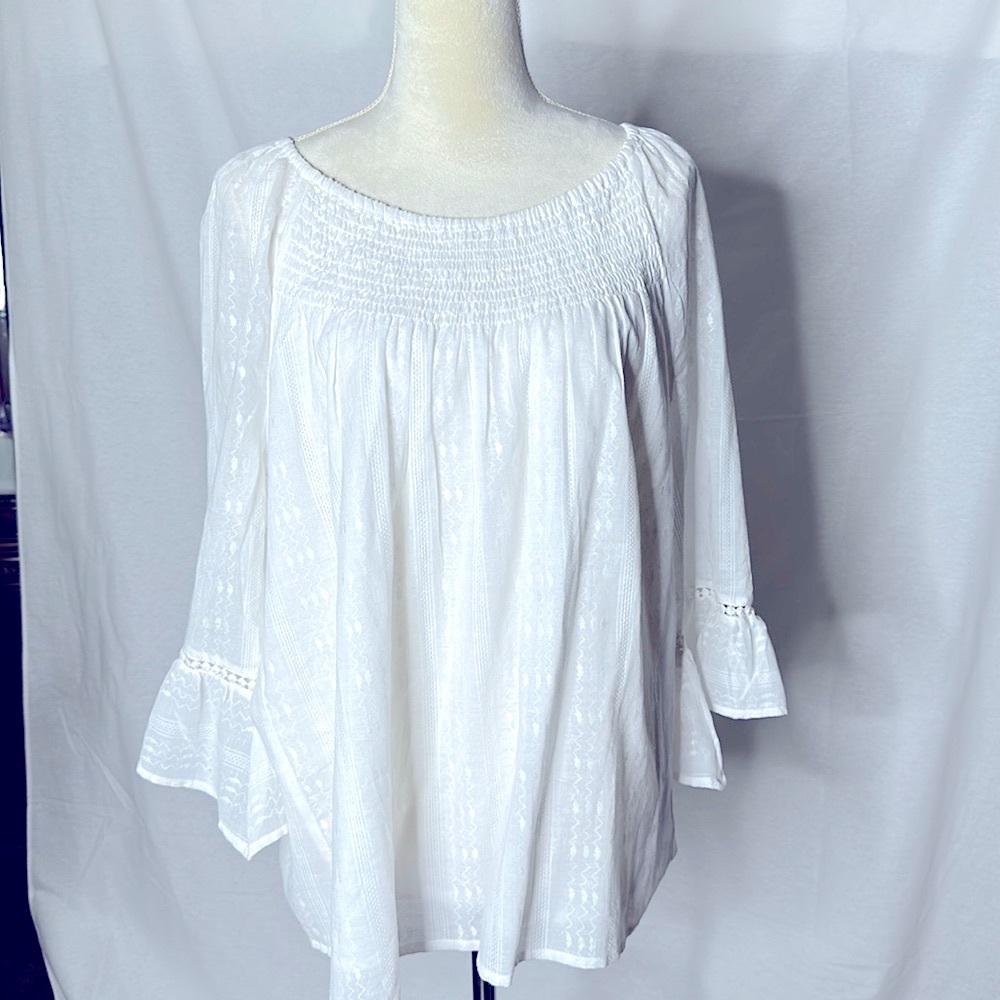 0046 NWT Beautiful 100%Cotton top-6006